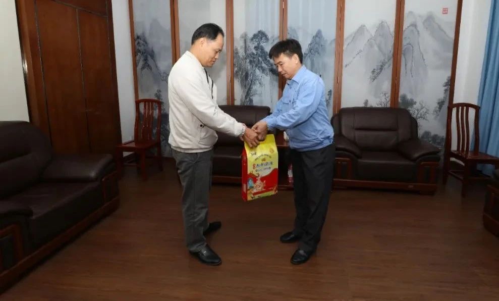 开云官方网页版-开云online(中国)
省总工会到开云官方网页版-开云online(中国)
开云官方网页版-开云online(中国)开展新春慰问2.jpg
