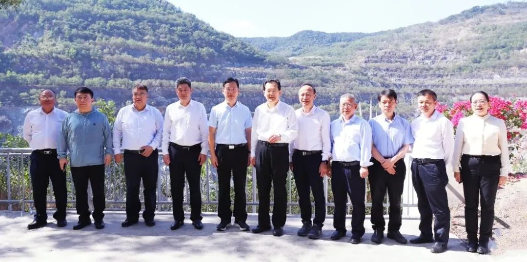 自然资源部到开云官方网页版-开云online(中国)
开云官方网页版-开云online(中国)开展新一轮找矿突破战略行动专题调研3.jpg