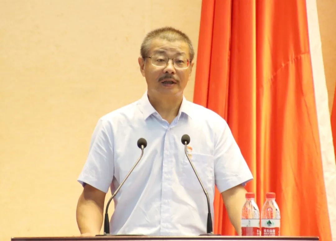 开云官方网页版-开云online(中国)
开云官方网页版-开云online(中国)召开庆祝中国共产党成立103周年暨七一表彰大会9.jpg